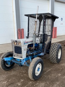 lot 2 image: 1984 Satoh  Mitsubishi Tractor