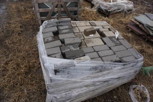 Pallet of Permeable Pavers In Assorted Sizes