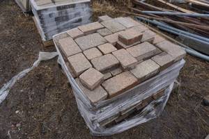 Pallet of Charleston Pavers In Assorted Sizes
