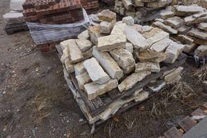 Pallet of Limestone Full Veneer Building Stone