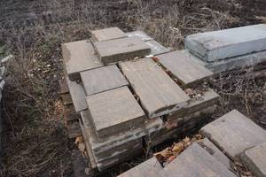Pallet of Field Stone Pavers