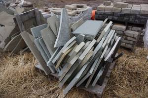 Pallet of Bluestone Patio Stones
