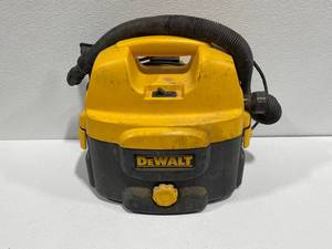DeWalt WetDry Vacuum