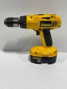 DeWalt VSR Drill
