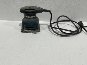 Black and Decker Palm Sander