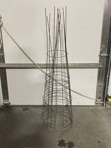 4 Tomato Plant Cages