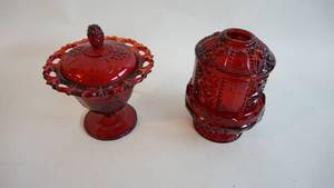 lot 57 image: Indiana glass ruby covered candy dish Grapevine mint Indiana glass stars and bars ruby red flash glass fairy lamp 1960s mint