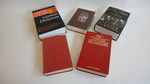 lot 67 image: Hard cover books 1990 Harper Collins German dictionary 2002 Stephen Hawking standing on the shoulders of giants 1987 American heritage dictionary 1989 readers digest great biographies  1958 Dr. ZHIVAGO