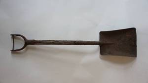 lot 16 image: Antique Shovel with WoodSteel Handle -38 inch