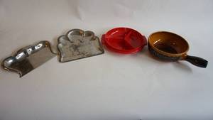 lot 24 image: 18 inch Landert Pottery soup pan -Vintage silver crumb pans -Tupperware serving tray