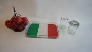 lot 32 image: WireWoven Basket of apples -1984 Italian Flag Serving Tray Thermo Serv Inc. 11 x 15  -ITALGLASS Hinged Covered Jar -Vintage Ribbed-Base Jar