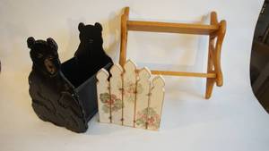 lot 104 image: 20 x 7 x 19 three tiered wall mount shelf, bear book magazine rack, wall decor