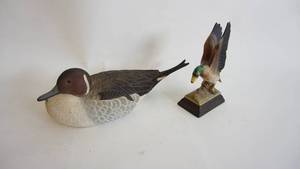 lot 213 image: CustomSigned Pintail Northern Drake by J Sadler 17,  Vintage 9 Porcelain Limited Edition Flight of the Mallard Mint