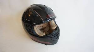 lot 215 image: Indian motorcycle helmet model SA  28 Dated 2013 Size Large made in China
