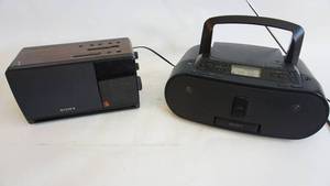 lot 242 image: Sony dream machine and Sony RadioCD playerboth work