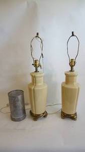 lot 257 image: Two vintage pale yellow ceramic table lamps 31 inch each with brass footed bass, 10 inch metal screen light