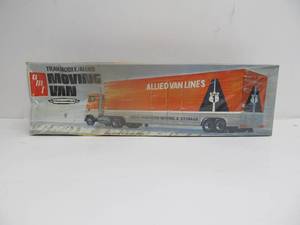 lot 7 image: AMT Allied Vans Moving Van Semi-Trailer