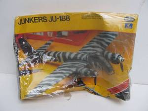 lot 48 image: Testors Junkers JU-188  Model Kit