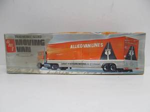 lot 106 image: Large AMT TrailmobileAllied Moving Van Semi Trailer