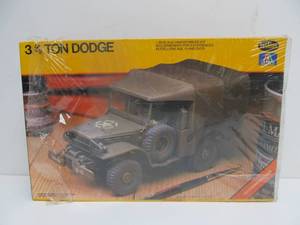 lot 116 image: Vintage Testors 34 Ton Dodge Military Kit