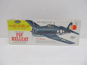 lot 125 image: Vintage Guillows F6F Hellcat Flying Model Kit