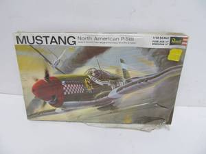 lot 179 image: Revell North American P-51B Mustang