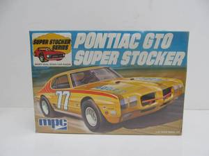 lot 59 image: Vintage MPC Pontiac GTO Super Stocker