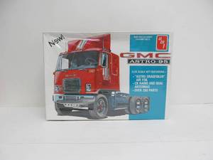 lot 227 image: Larger AMT GMC Astro 95 Semi Truck