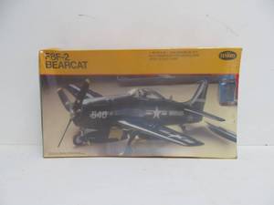 lot 248 image: Testors F8F-2 Bearcat