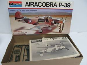lot 285 image: Vintage Monogram Airacobra P-39 