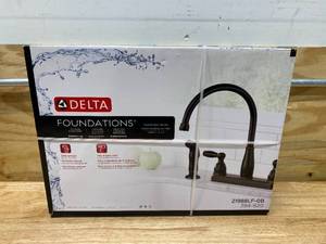 lot 50 image: DELTA Foundations 2-Handle Standard Kitchen Faucet with Side Sprayer in Oil-Rubbed Bronze