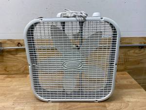 lot 83 image: LASKO 20 in. 3 Speed White Box Fan with Save-Smart Technology for Energy Efficiency