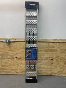 lot 18 image: DRAW-TITE 95151DT Straight Aluminum Loading Ramps