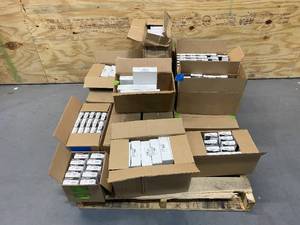 lot 124 image: Pallet of Various Brake Drum Kits