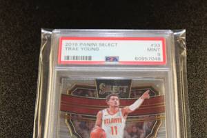 2019-20 Select Trae Young #33 PSA 9