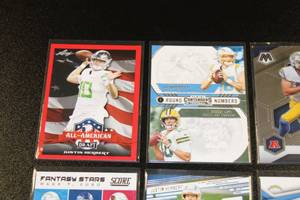 Justin Herbert Football Card Lot  15 Different Card w 2 Rookie Cards
