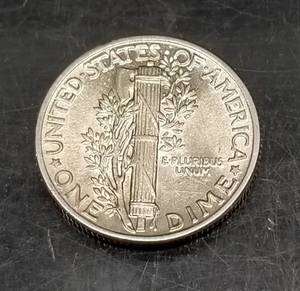 1942 MERCURY DIME UNC