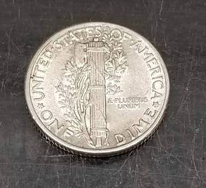 1939 MERCURY DIME AU58
