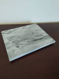 lot 44 image: Marble Cutting Board