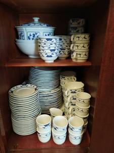 lot 108 image: China Set by Tatung