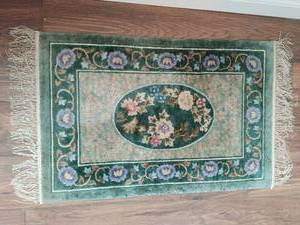 lot 113 image: Vintage Silk Rug Purchased in China