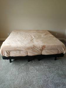 lot 143 image: King Bed with La-Z Boy Ease Adjustable Base