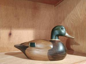 lot 150 image: Vintage Hand Caved Wood Mallard Decoy by Fortunate Decoy