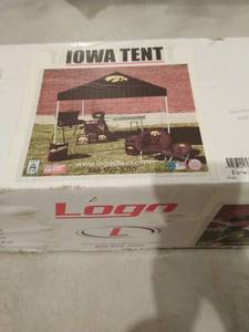 lot 196 image: Iowa Hawkeyes TentCanopy
