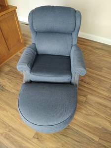 lot 51 image: Blue Tilt Back Chair and Ottoman by Smith Brothers