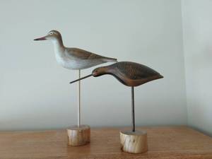 lot 79 image: Pair Of Fine Collection Hand Carved Hand Painted Birds