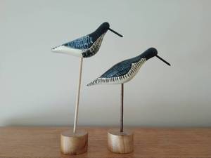 lot 80 image: Pair Of Fine Collection Hand Carved Hand Painted Birds