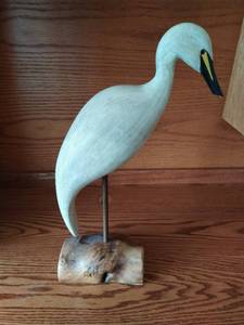 lot 84 image: Wood Bird Figurine