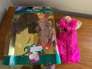 Happy Holidays 1990 Barbie