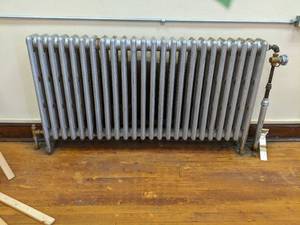 lot 413 image: Radiator roughly 7034 BRING TOO...